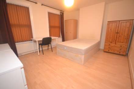 Blenheim Road, Reading, Image 2