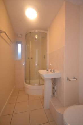 Blenheim Road, Reading, Image 9