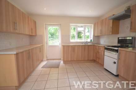 5 Bedroom Terrace, Wykeham Road, Reading