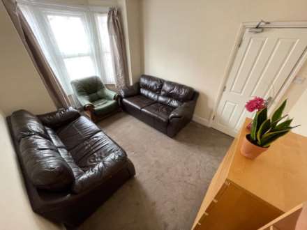 Grange Avenue, Reading, Image 2