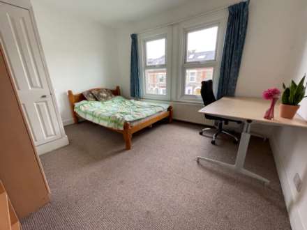 Grange Avenue, Reading, Image 4
