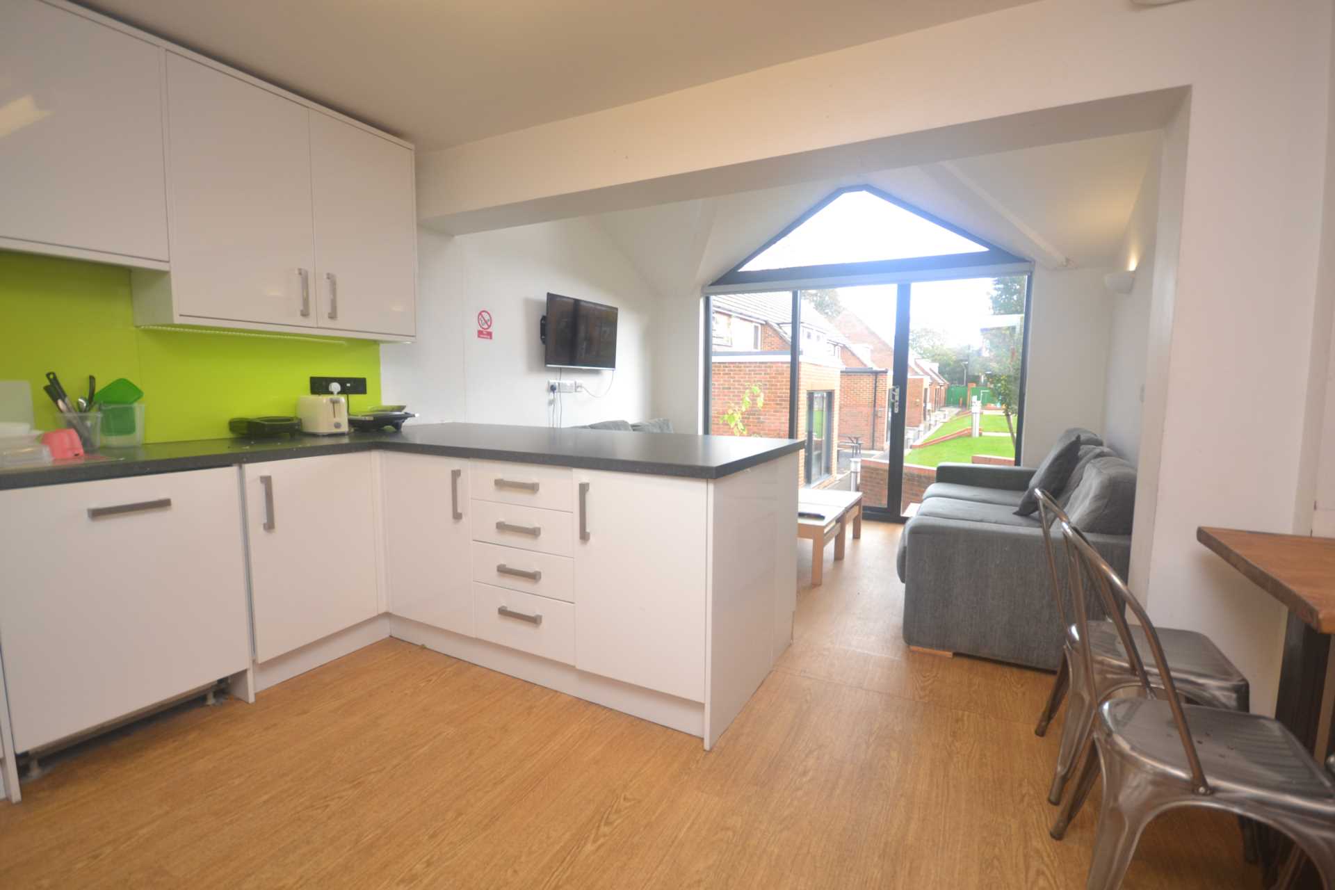 Allcroft Road, Reading, Image 6