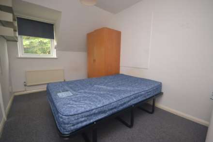 Allcroft Road, Reading, Image 8