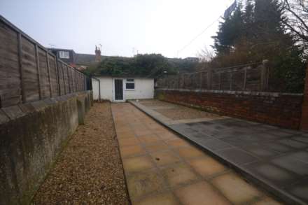 Donnington Road, Reading, Image 10