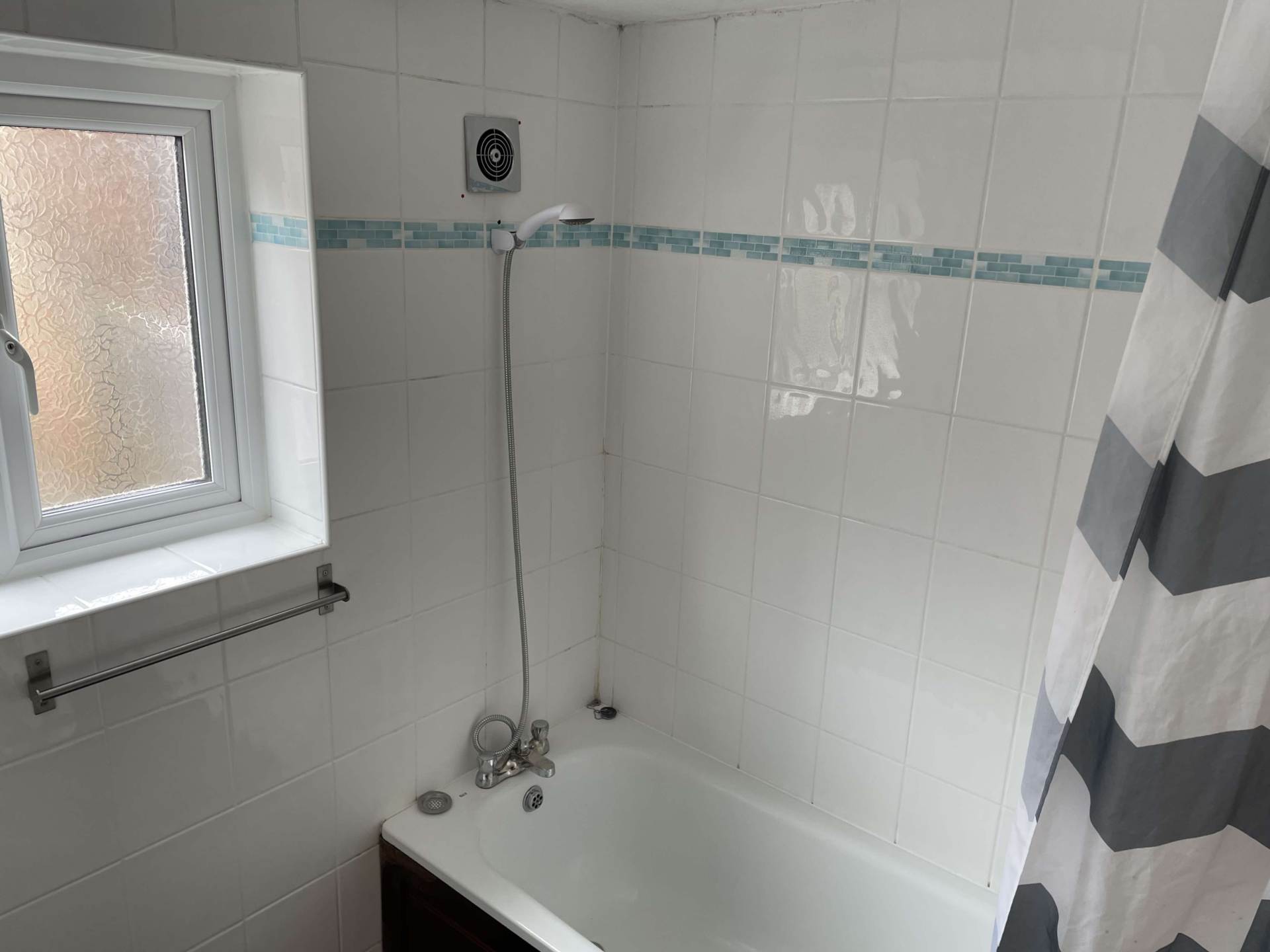 Pitcroft Avenue, Reading, Image 23