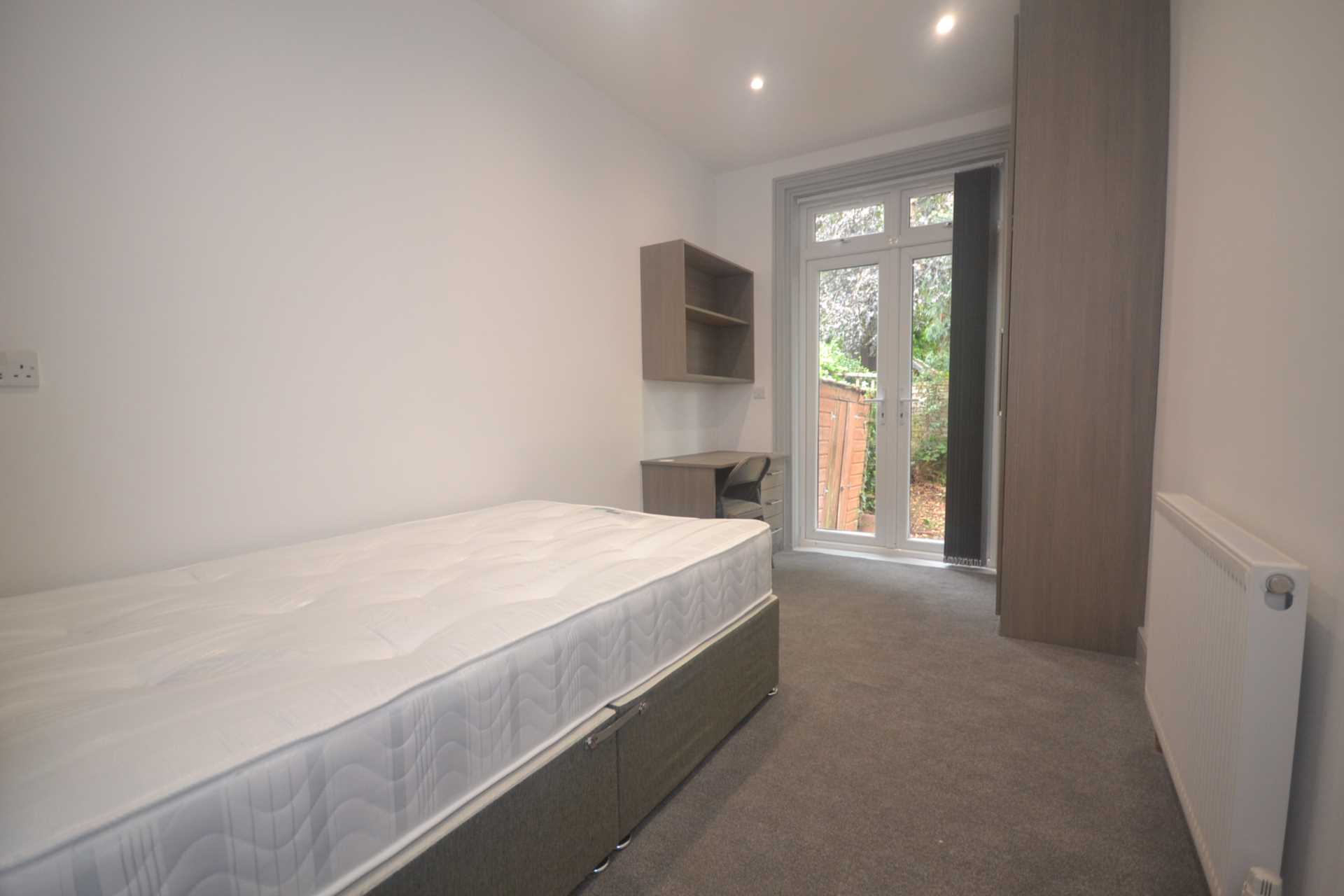 Donnington Road, Reading, Image 10