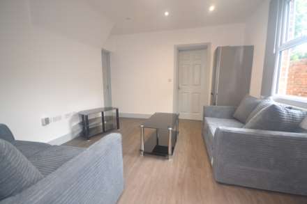 Donnington Road, Reading, Image 4