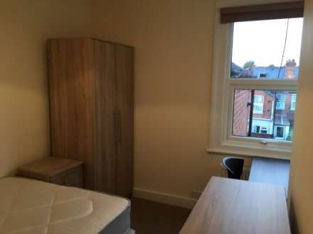 Brighton Road, Reading, Image 3