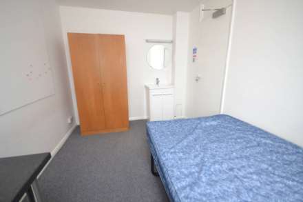 Allcroft Road, Reading, Image 5