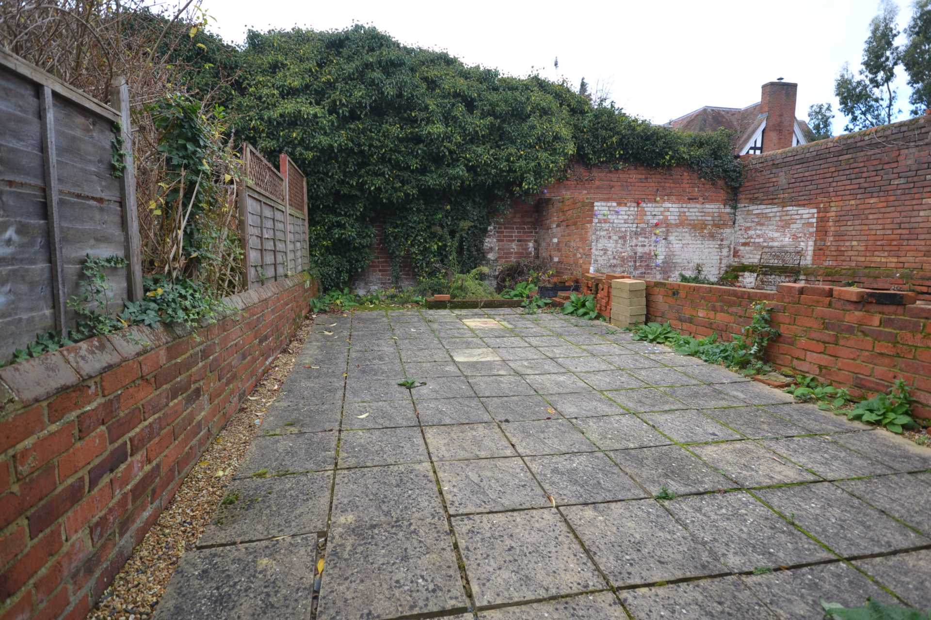 Donnington Gardens, Reading, Image 13