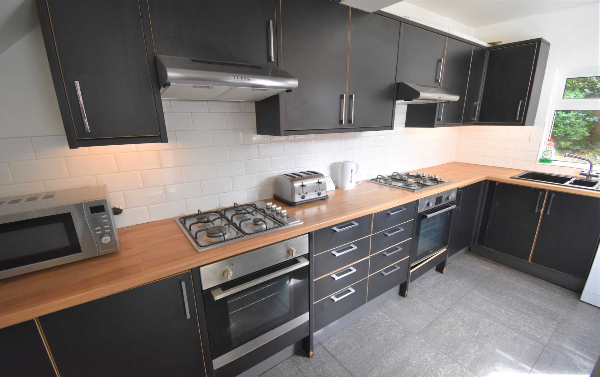 Wokingham Road, Reading, Image 2