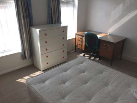 Blenheim Road, Reading, Image 4