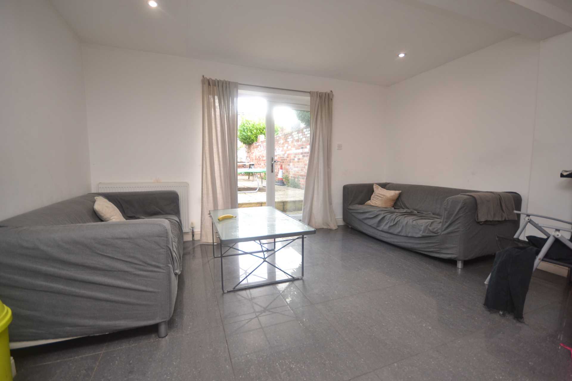 Blenheim Road, Reading, Image 2