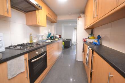 Blenheim Road, Reading, Image 1