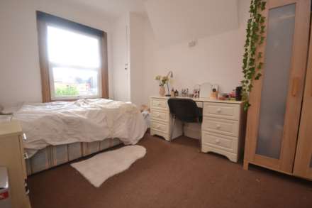 Blenheim Road, Reading, Image 7