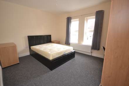 Liverpool Road, Reading, Image 4