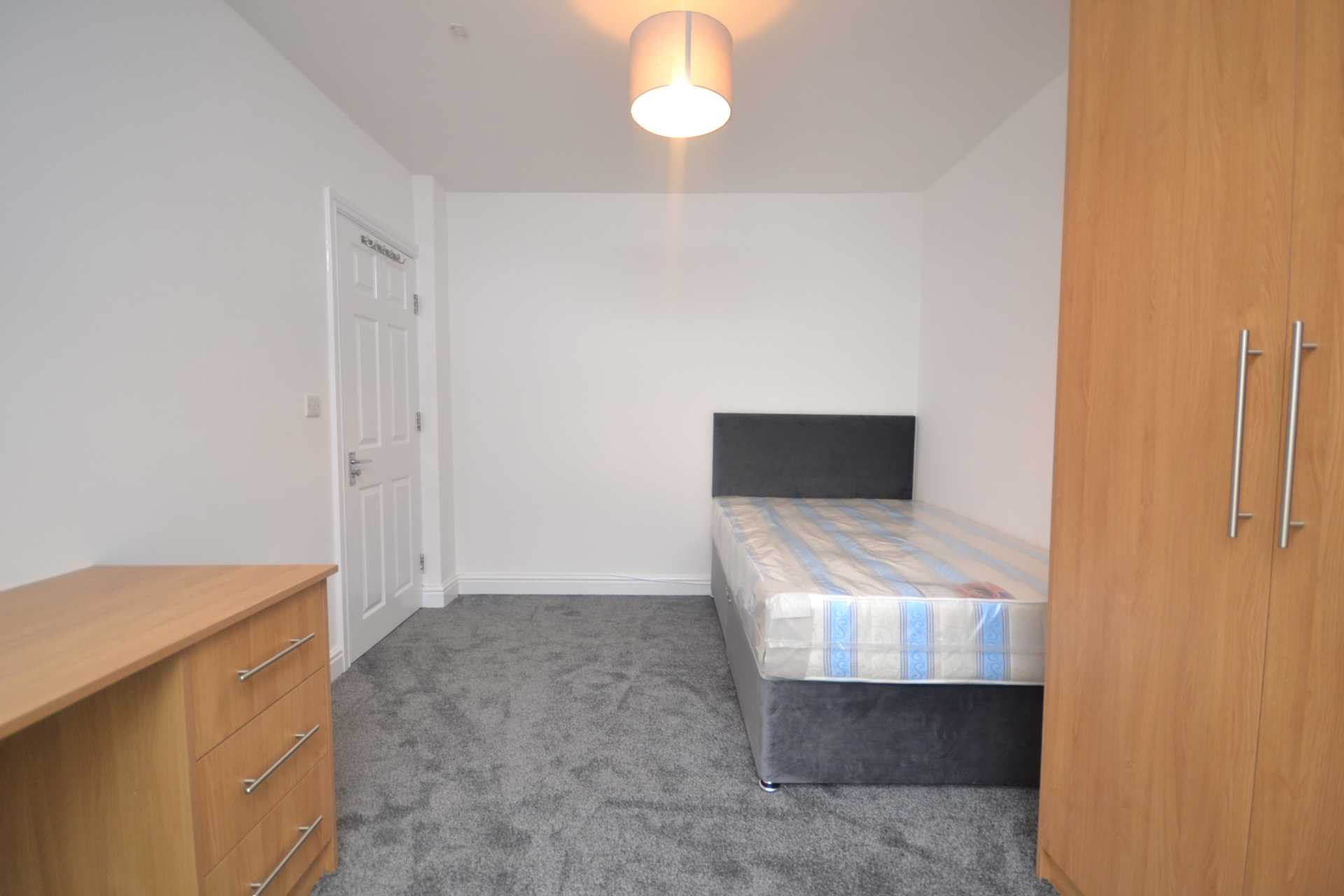 Grange Avenue, Reading, Image 10