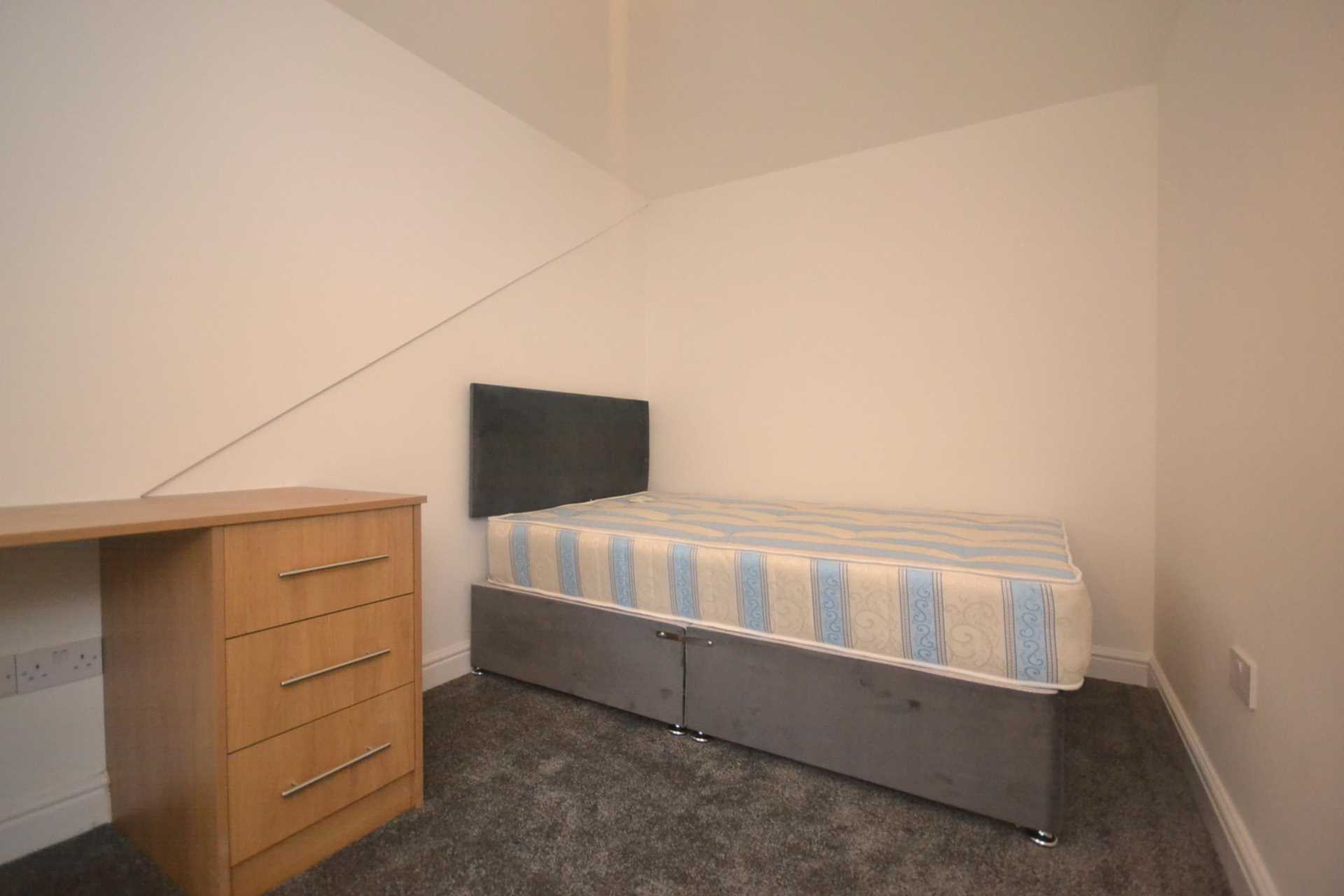 Grange Avenue, Reading, Image 5