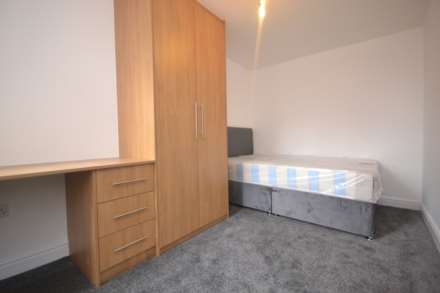 Grange Avenue, Reading, Image 7