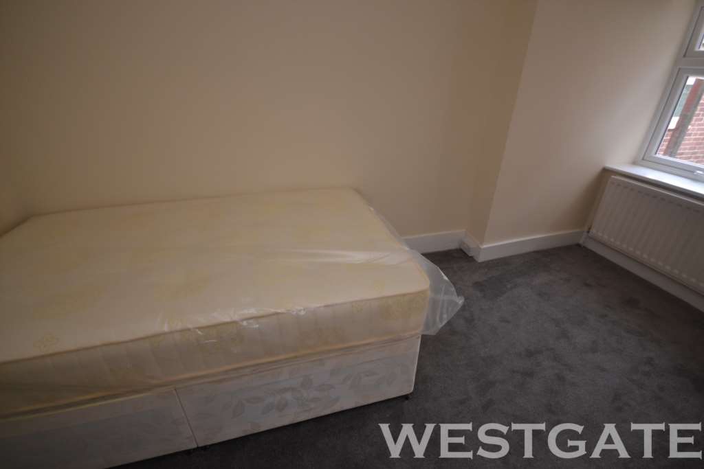 Blenheim Gardens, Reading, Image 5