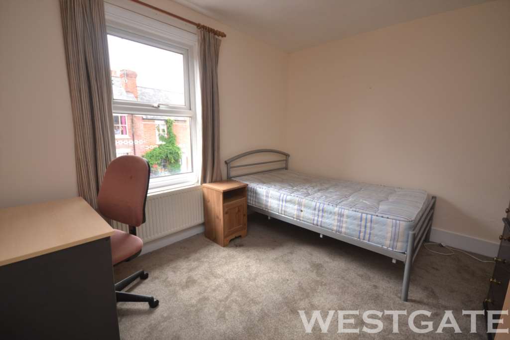 Blenheim Gardens, Reading, Image 4