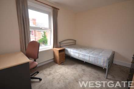 Blenheim Gardens, Reading, Image 4