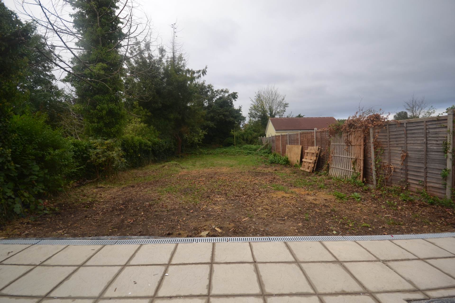 Erleigh Court Gardens, Reading, Image 13