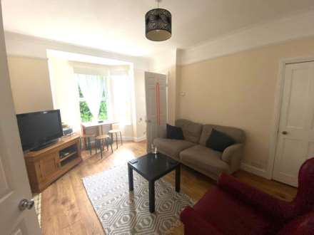 Cholmeley Road, Reading