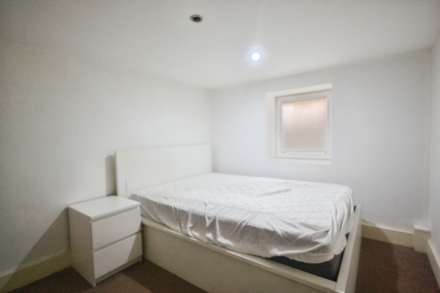 Kings Road, Reading, Image 12
