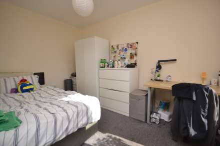 Bishops Road, Reading, Image 4