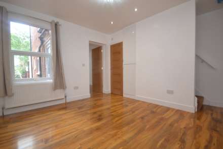 Grange Avenue, Reading, Image 4