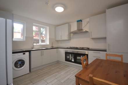 Erleigh Road, Reading, Image 2