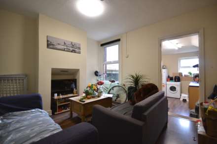 Auckland Road, Reading, Image 7