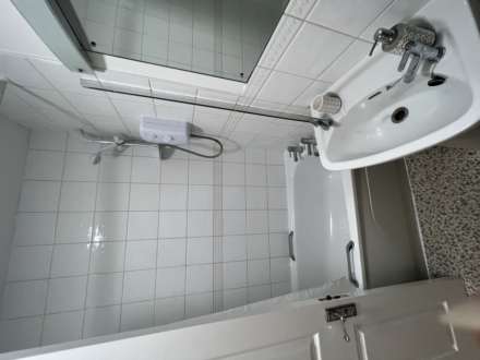 Blenheim Court, Reading, Image 10