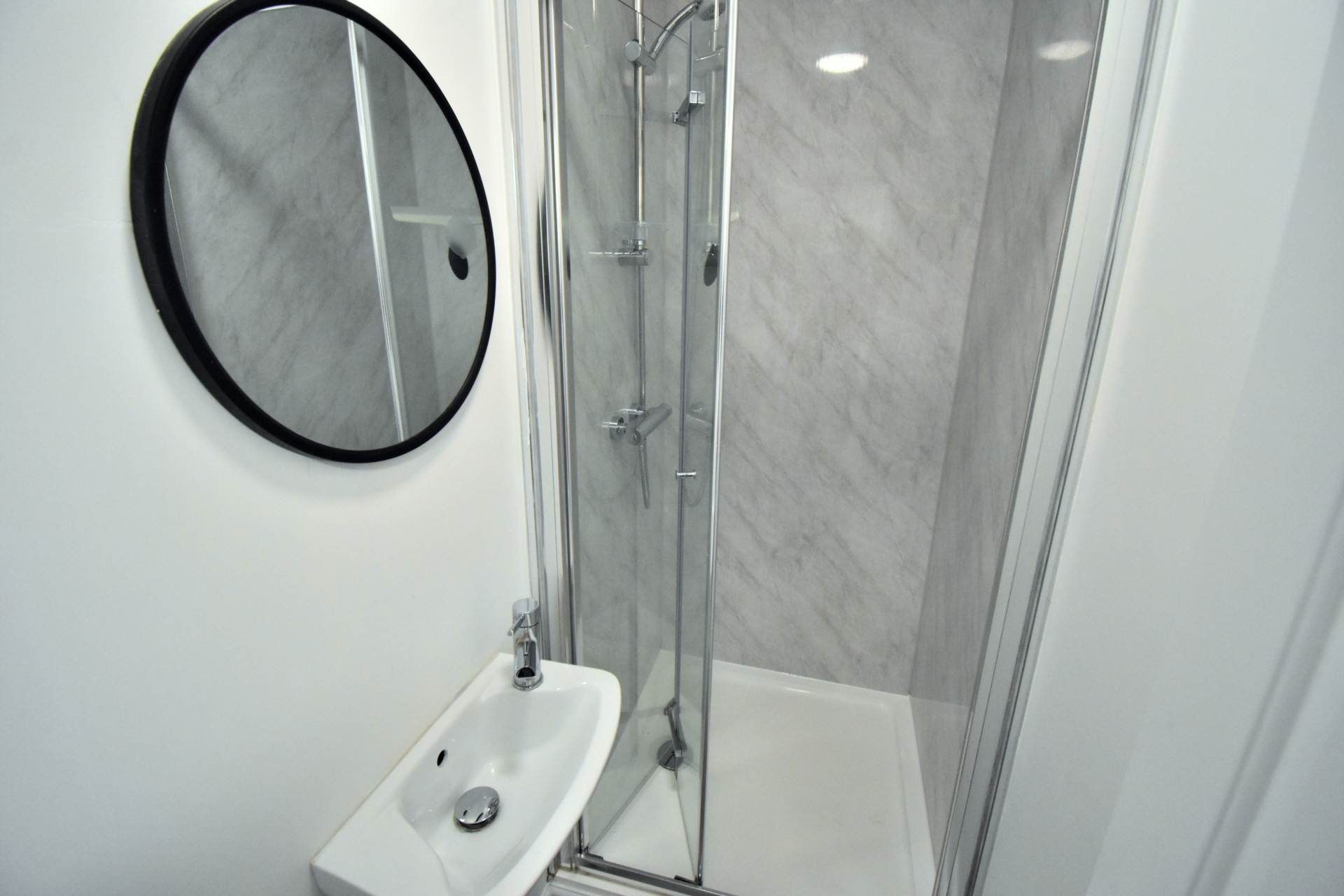 London Road, Reading, Image 5