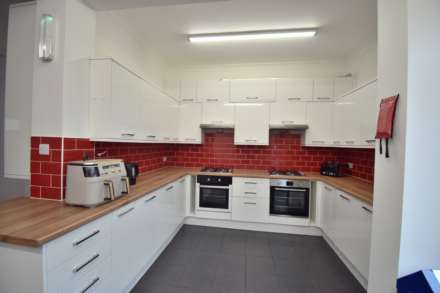 London Road, Reading, Image 1