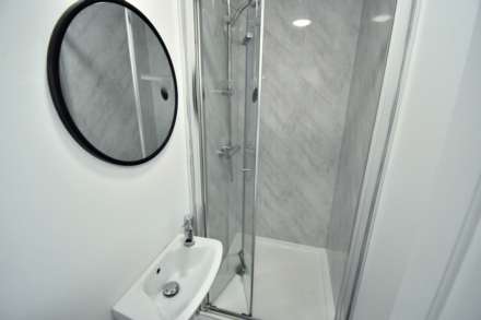 London Road, Reading, Image 5