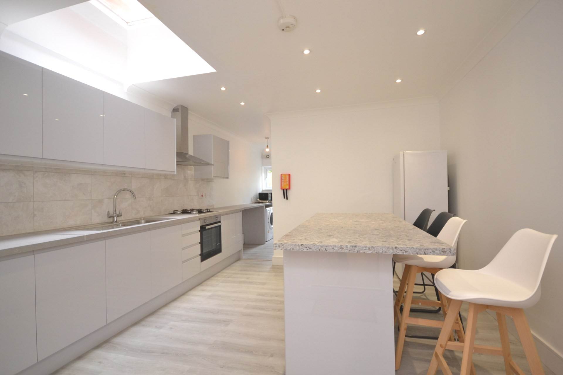 Grange Avenue, University Area, Image 1