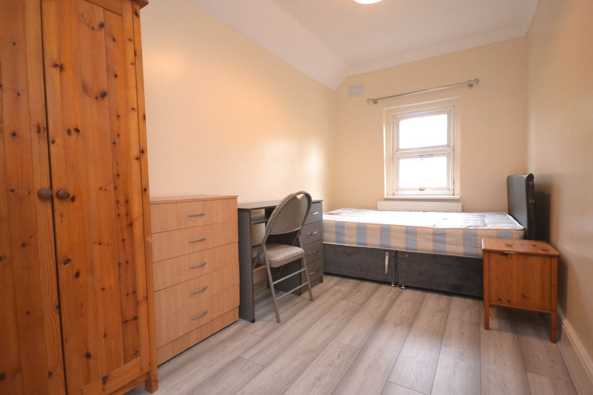 Grange Avenue, University Area, Image 11