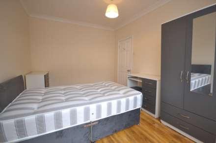 Grange Avenue, University Area, Image 12