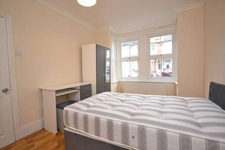 Grange Avenue, University Area, Image 13