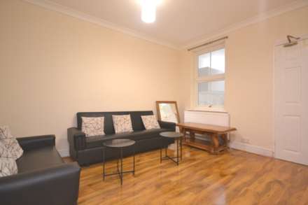 Grange Avenue, University Area, Image 3