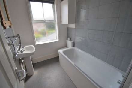 Blenheim Road, Reading, Image 10