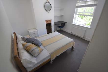 Donnington Road, Reading, Image 4