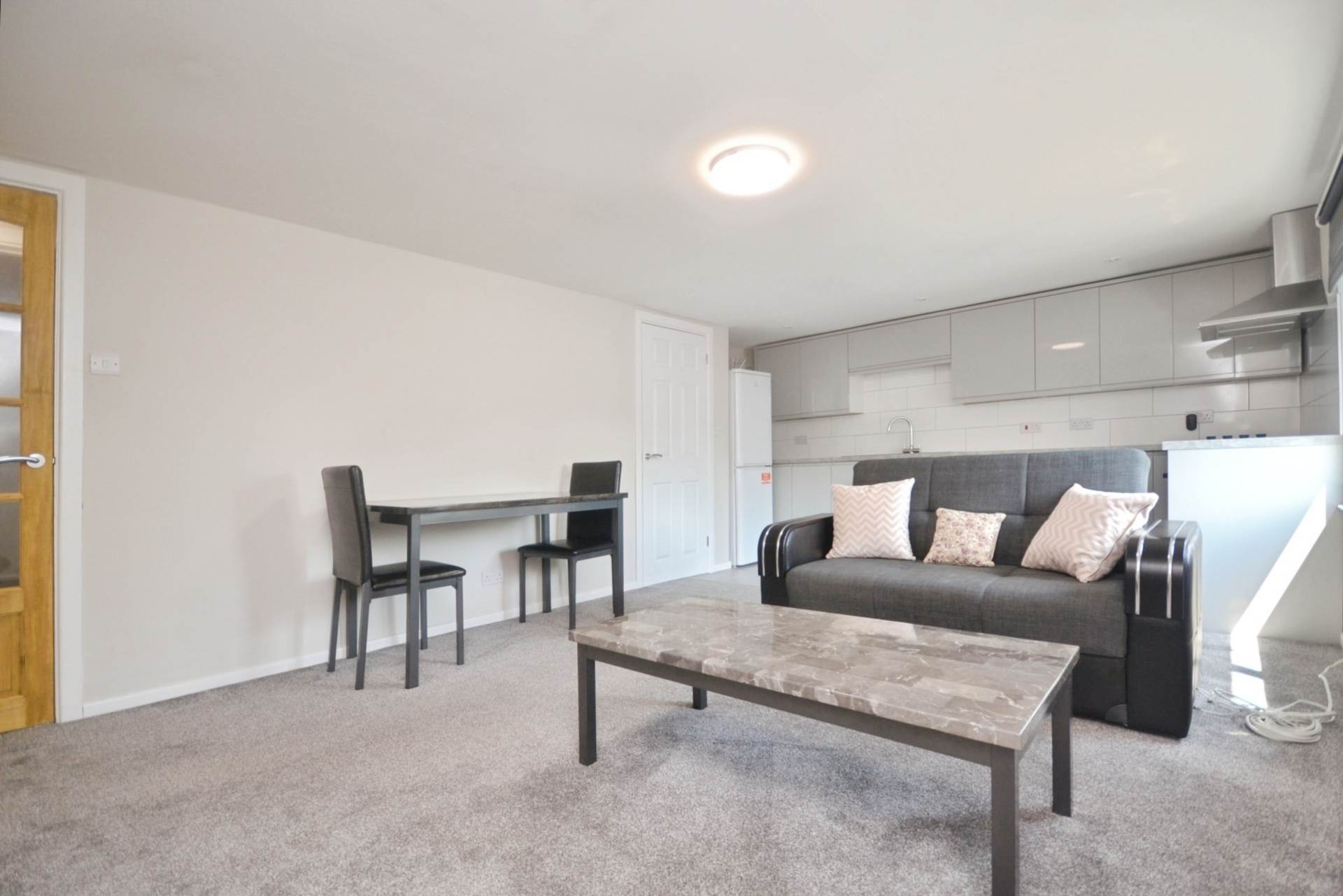 Erleigh Road, Reading, Image 1