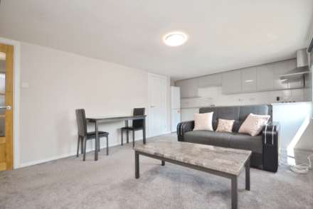 Erleigh Road, Reading, Image 1