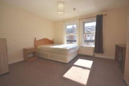 Grange Avenue, University Area, Image 4