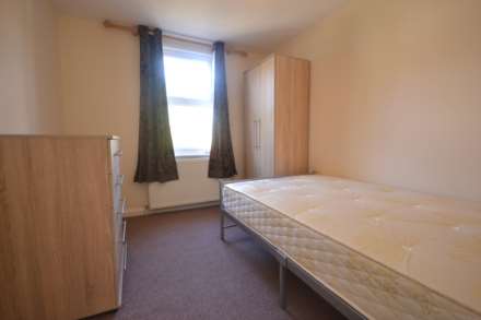 Grange Avenue, University Area, Image 8