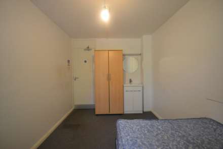 Allcroft Road, Reading, Image 3