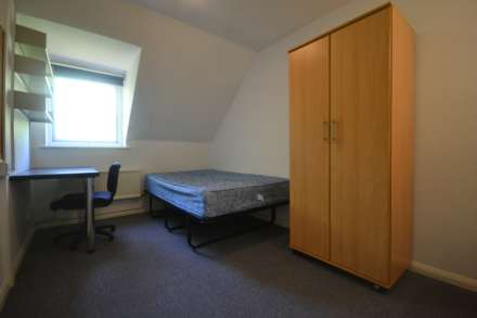 Allcroft Road, Reading, Image 6